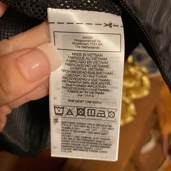 Brand new Adidas lightweight full zip jacket😍😍😍 - Picture 16 of 17